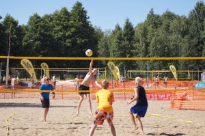 Beach volleyn turnaukset tuovat joka kesä eloa Hiekanpään rannalle. 
